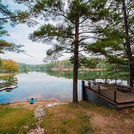 Arbutus Lake 3 Bedroom Cottage 트래버스 시티 외부 사진