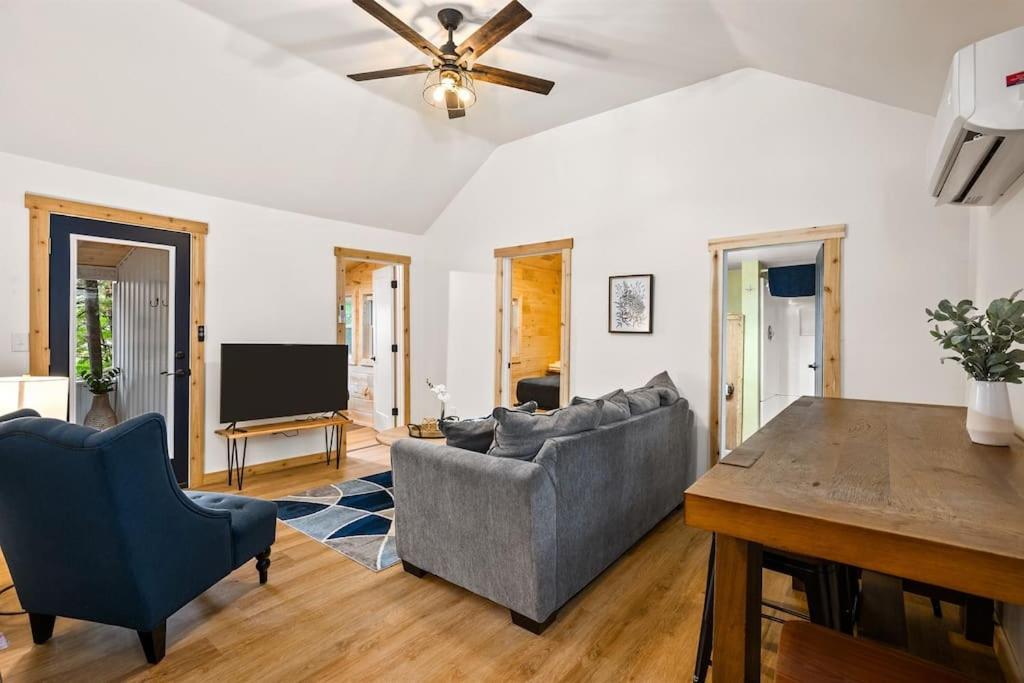 Arbutus Lake 3 Bedroom Cottage 트래버스 시티 외부 사진