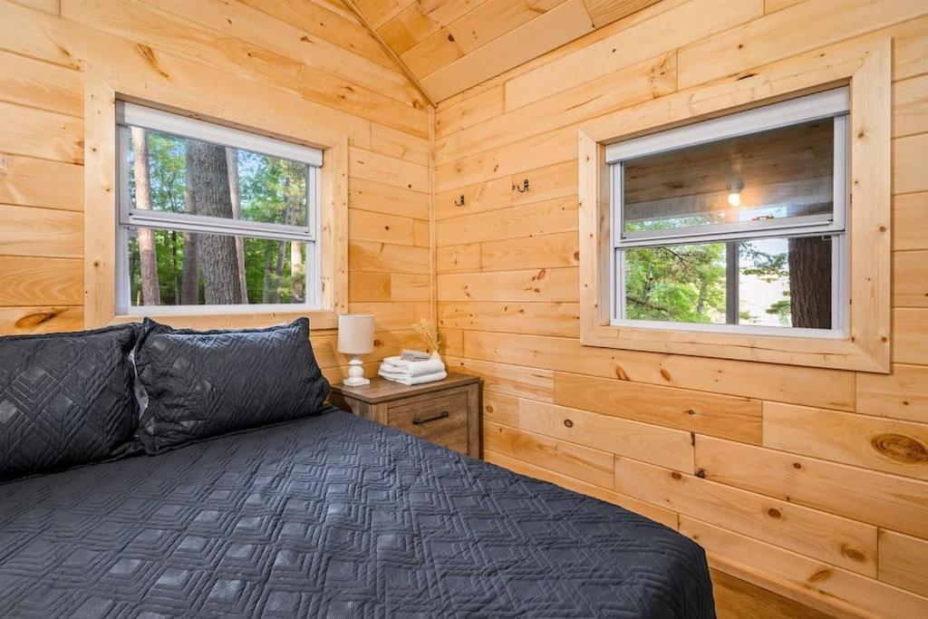 Arbutus Lake 3 Bedroom Cottage 트래버스 시티 외부 사진