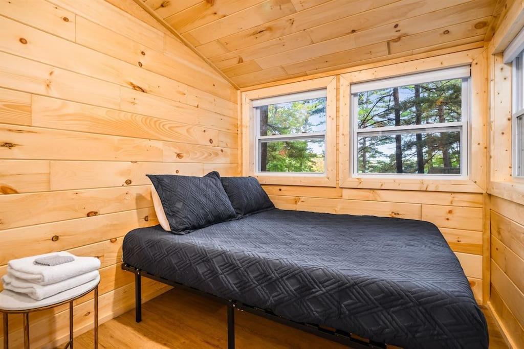 Arbutus Lake 3 Bedroom Cottage 트래버스 시티 외부 사진