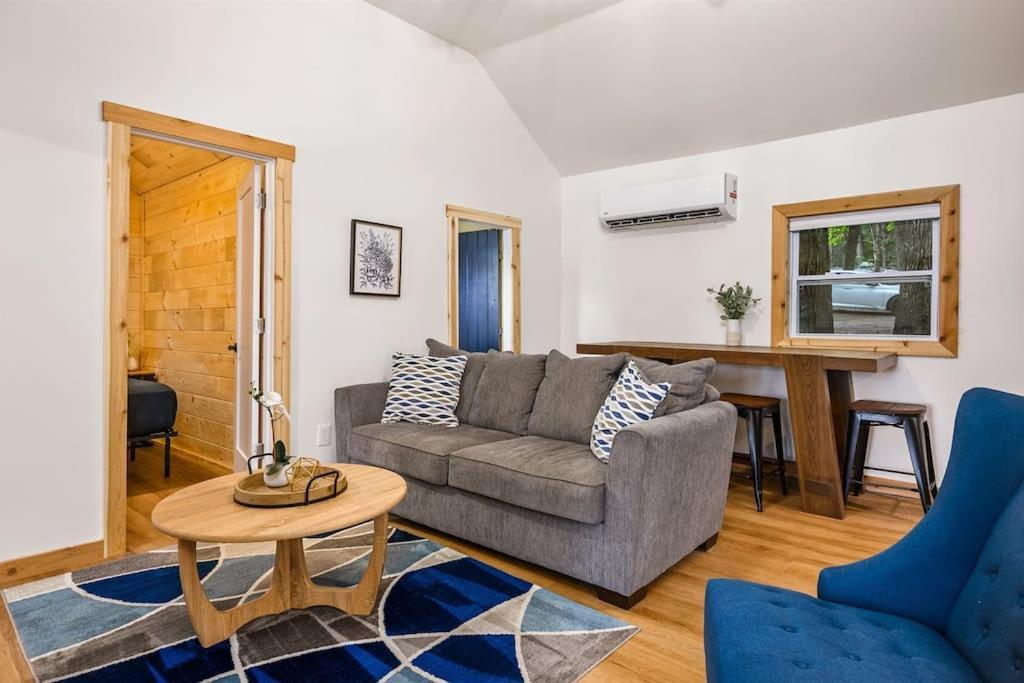 Arbutus Lake 3 Bedroom Cottage 트래버스 시티 외부 사진